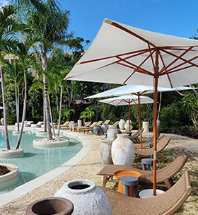 Build a Trip - Poolside Lounge
